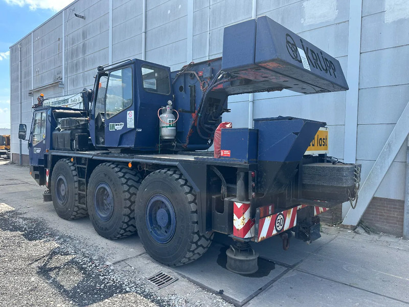 Krupp KMK3035, SWING AWAY BIFOLD JIB, NEW TYERS - Allterrängkran: bild 4 Krupp KMK3035, SWING AWAY BIFOLD JIB, NEW TYERS - Allterrängkran: bild 4