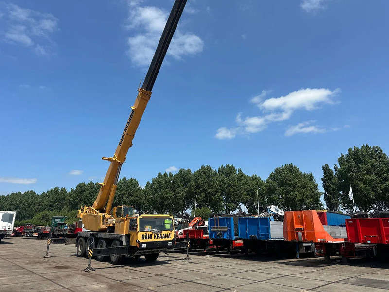 Liebherr LTM 1070 8X8 - Allterrängkran: bild 1 Liebherr LTM 1070 8X8 - Allterrängkran: bild 1