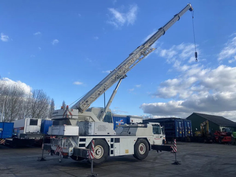 Liebherr LTM1030 - Allterrängkran: bild 2 Liebherr LTM1030 - Allterrängkran: bild 2