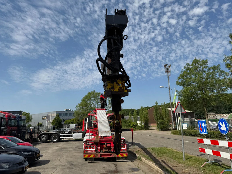 MAN TGS 35.480 8X4 HMF 2420 K5 + HMF ABLE + REMOTE CONTROL - Lastbil med kabelsystem, Kranbil: bild 5 MAN TGS 35.480 8X4 HMF 2420 K5 + HMF ABLE + REMOTE CONTROL - Lastbil med kabelsystem, Kranbil: bild 5