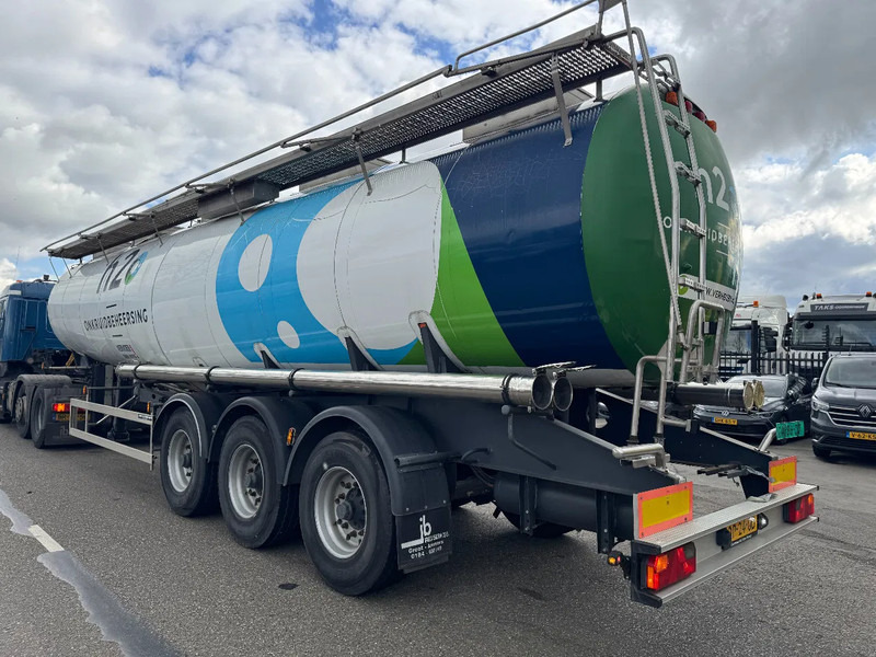 Magyar SR 3 MEB - 3 AXLE BPW + 5 COMP. + TÜV 03-2026 - Tanktrailer: bild 4 Magyar SR 3 MEB - 3 AXLE BPW + 5 COMP. + TÜV 03-2026 - Tanktrailer: bild 4