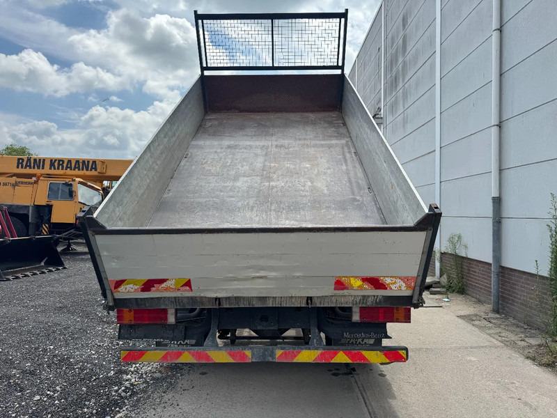 Mercedes-Benz Atego 815 4X2 3 WAY KIPPER FULL STEEL MANUAL GEAR - Tippbil lastbil: bild 4 Mercedes-Benz Atego 815 4X2 3 WAY KIPPER FULL STEEL MANUAL GEAR - Tippbil lastbil: bild 4
