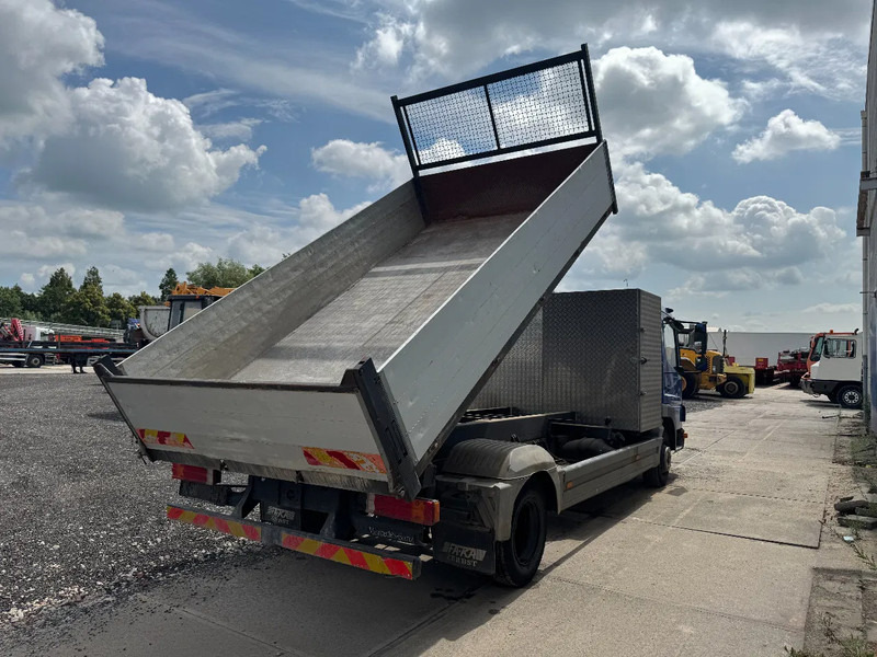 Mercedes-Benz Atego 815 4X2 3 WAY KIPPER FULL STEEL MANUAL GEAR - Tippbil lastbil: bild 3 Mercedes-Benz Atego 815 4X2 3 WAY KIPPER FULL STEEL MANUAL GEAR - Tippbil lastbil: bild 3