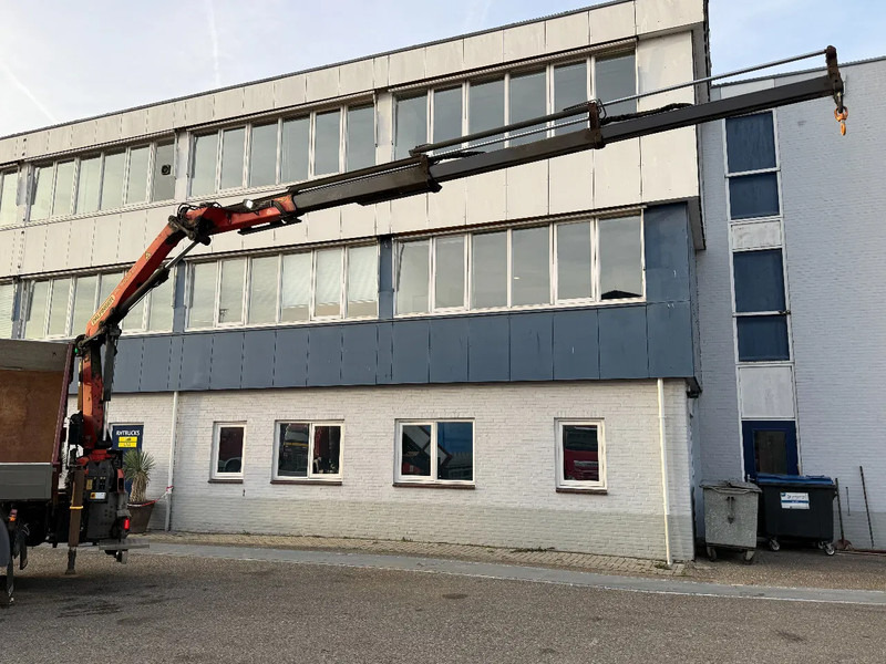 Scania G370 4X4 EURO 6 + 3-SIDE TIPPER + PALFINGER PK9002 + REMOTE - Tippbil lastbil, Kranbil: bild 4 Scania G370 4X4 EURO 6 + 3-SIDE TIPPER + PALFINGER PK9002 + REMOTE - Tippbil lastbil, Kranbil: bild 4