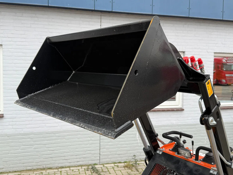 Skid steer loader SL36C - NEW & UNUSED! - Kompakt bandlastare: bild 3 Skid steer loader SL36C - NEW & UNUSED! - Kompakt bandlastare: bild 3