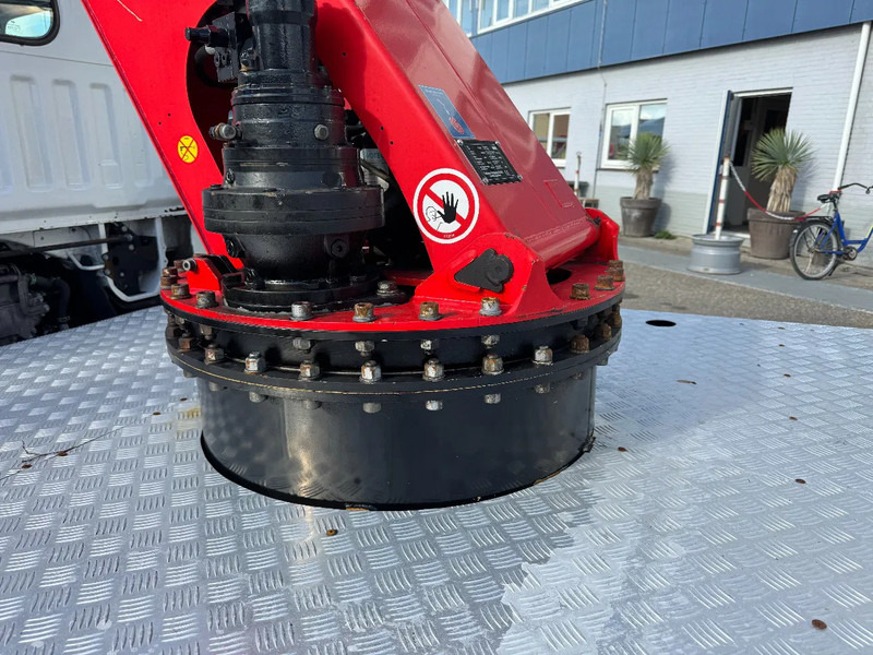 Nissan Cabstar PALFINGER HOOGWERKER 20 METER 35.14 - Transportbil: bild 5 Nissan Cabstar PALFINGER HOOGWERKER 20 METER 35.14 - Transportbil: bild 5