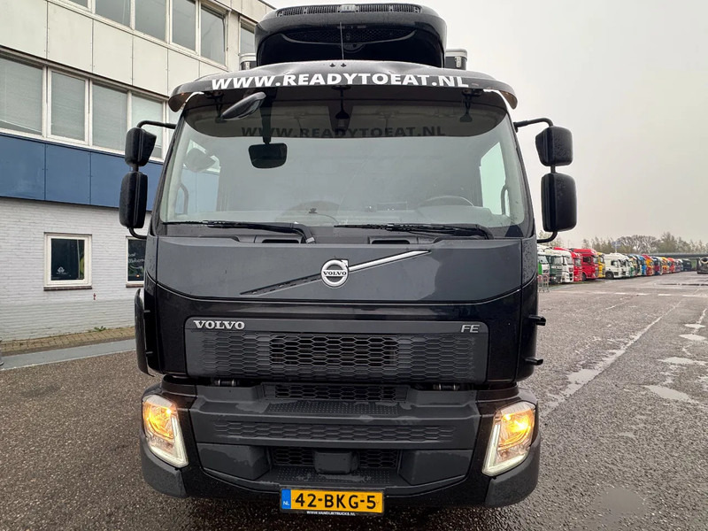 Volvo FE 280 6X2 EURO 6 DHOLLANDIA 2500 KG THERMO KING COOL UNIT - Kylbil lastbil: bild 2 Volvo FE 280 6X2 EURO 6 DHOLLANDIA 2500 KG THERMO KING COOL UNIT - Kylbil lastbil: bild 2