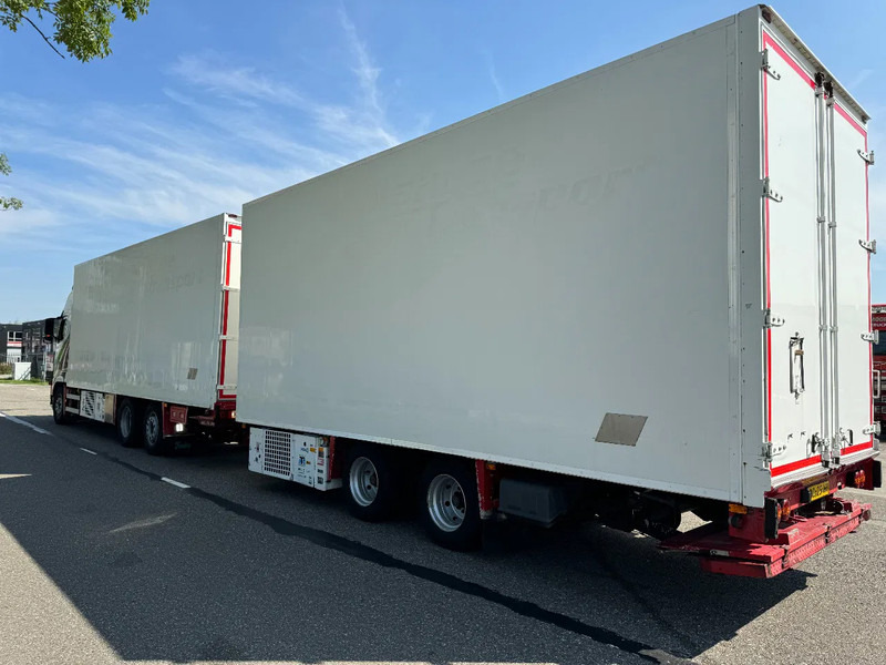 Volvo FH 12.420 6X2 - EURO 3 + HANGER NETAM-FRUEHAUF + THERMOKING + DHOLLANDIA LIFT - Kylbil lastbil: bild 4 Volvo FH 12.420 6X2 - EURO 3 + HANGER NETAM-FRUEHAUF + THERMOKING + DHOLLANDIA LIFT - Kylbil lastbil: bild 4