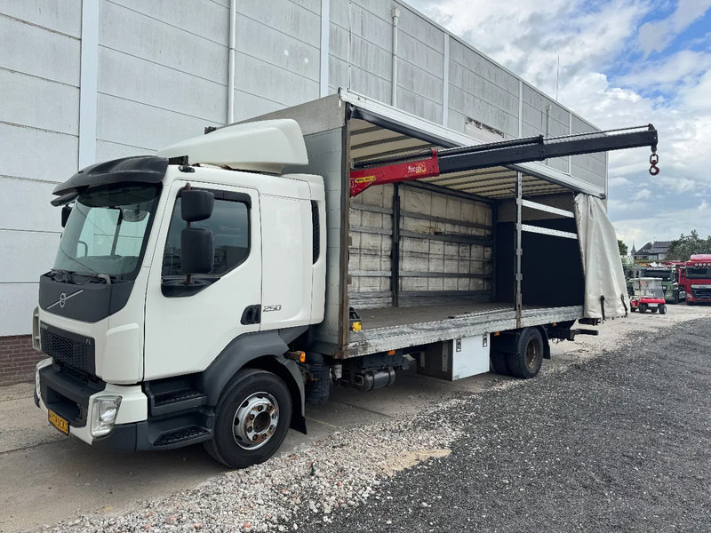 Volvo FL 250 4X2 EURO 6 + FASSI MICRO M25A.12 - Kapellbil, Kranbil: bild 1 Volvo FL 250 4X2 EURO 6 + FASSI MICRO M25A.12 - Kapellbil, Kranbil: bild 1