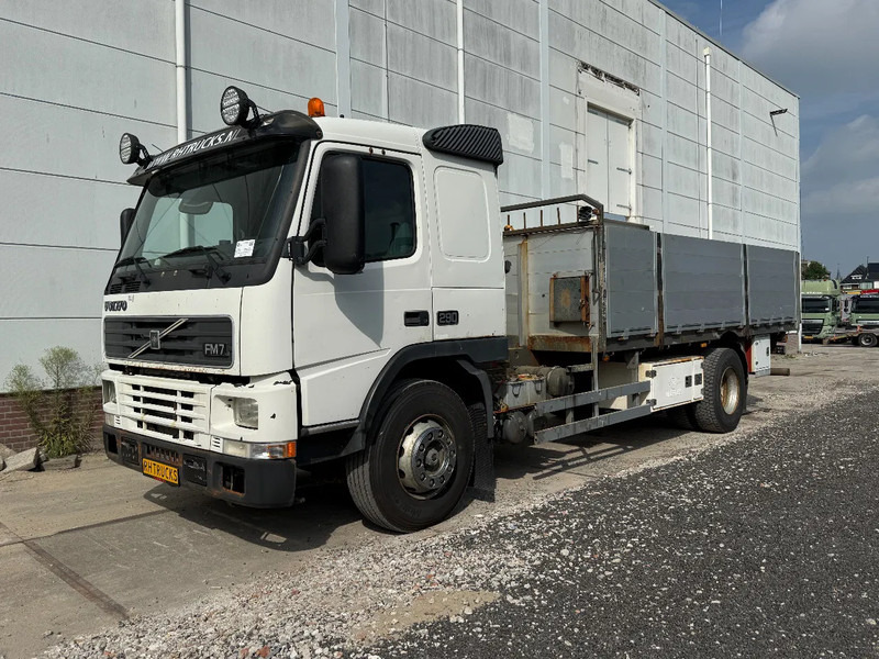 Volvo FM 7.290 4X2 - EURO 2 + MANUAL GEARBOX - Flakbil: bild 1 Volvo FM 7.290 4X2 - EURO 2 + MANUAL GEARBOX - Flakbil: bild 1