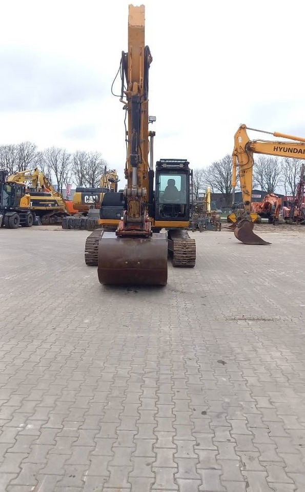 Case CX 210 B - Bandgrävare: bild 4 Case CX 210 B - Bandgrävare: bild 4