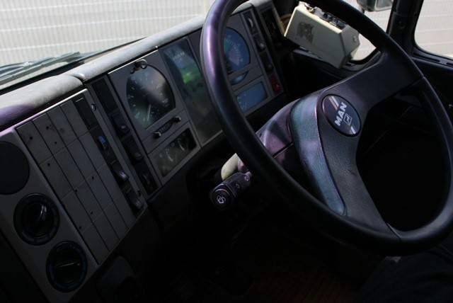 MAN M 2000 - Sopmaskin: bild 3 MAN M 2000 - Sopmaskin: bild 3