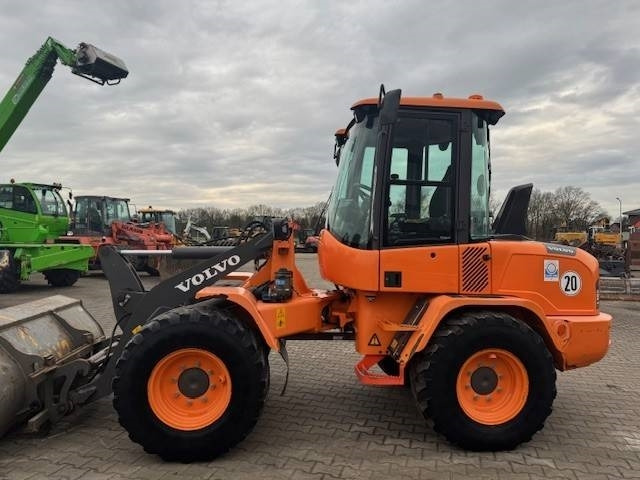 Volvo L 30 G - Hjullastare: bild 2 Volvo L 30 G - Hjullastare: bild 2