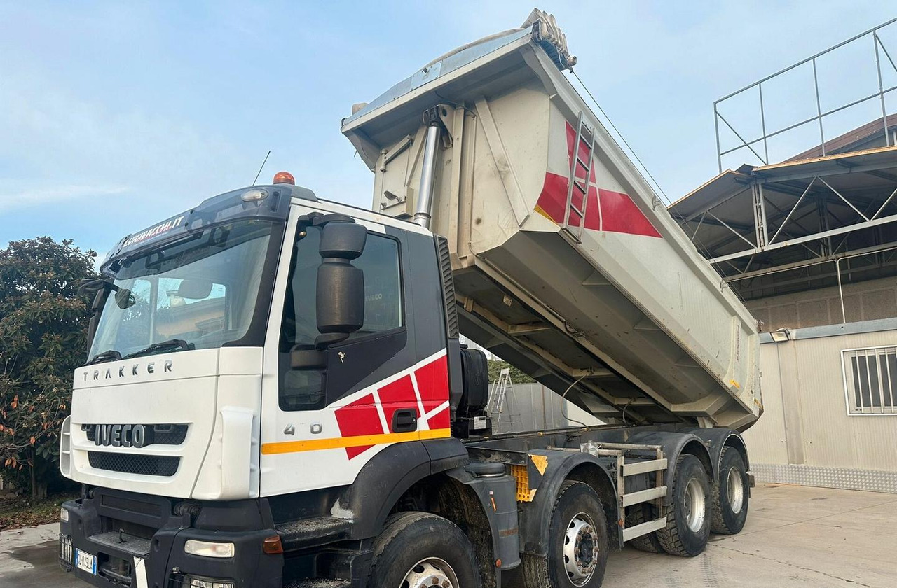 Tippbil lastbil Iveco Trakker 450 euro 5: bild 7