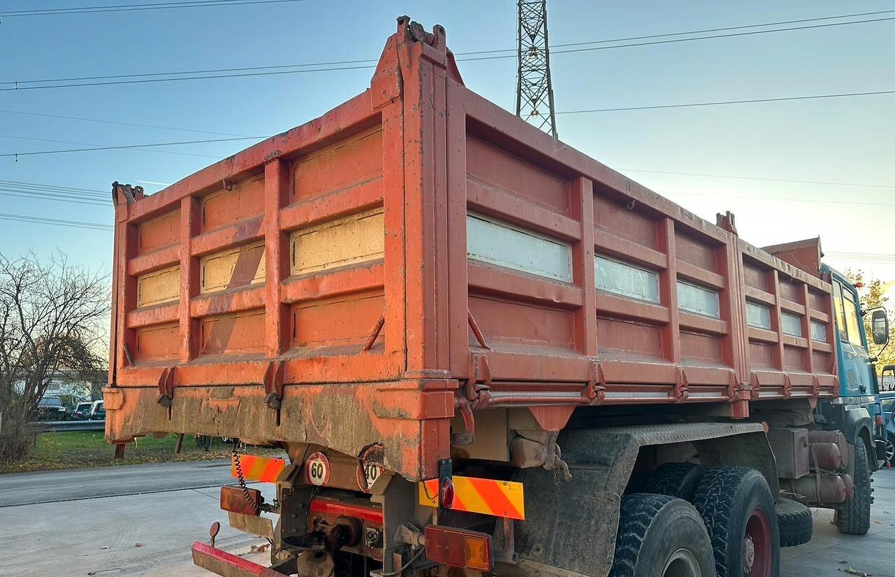 Renault R420 3 assi ribaltabile - Tippbil lastbil: bild 4 Renault R420 3 assi ribaltabile - Tippbil lastbil: bild 4