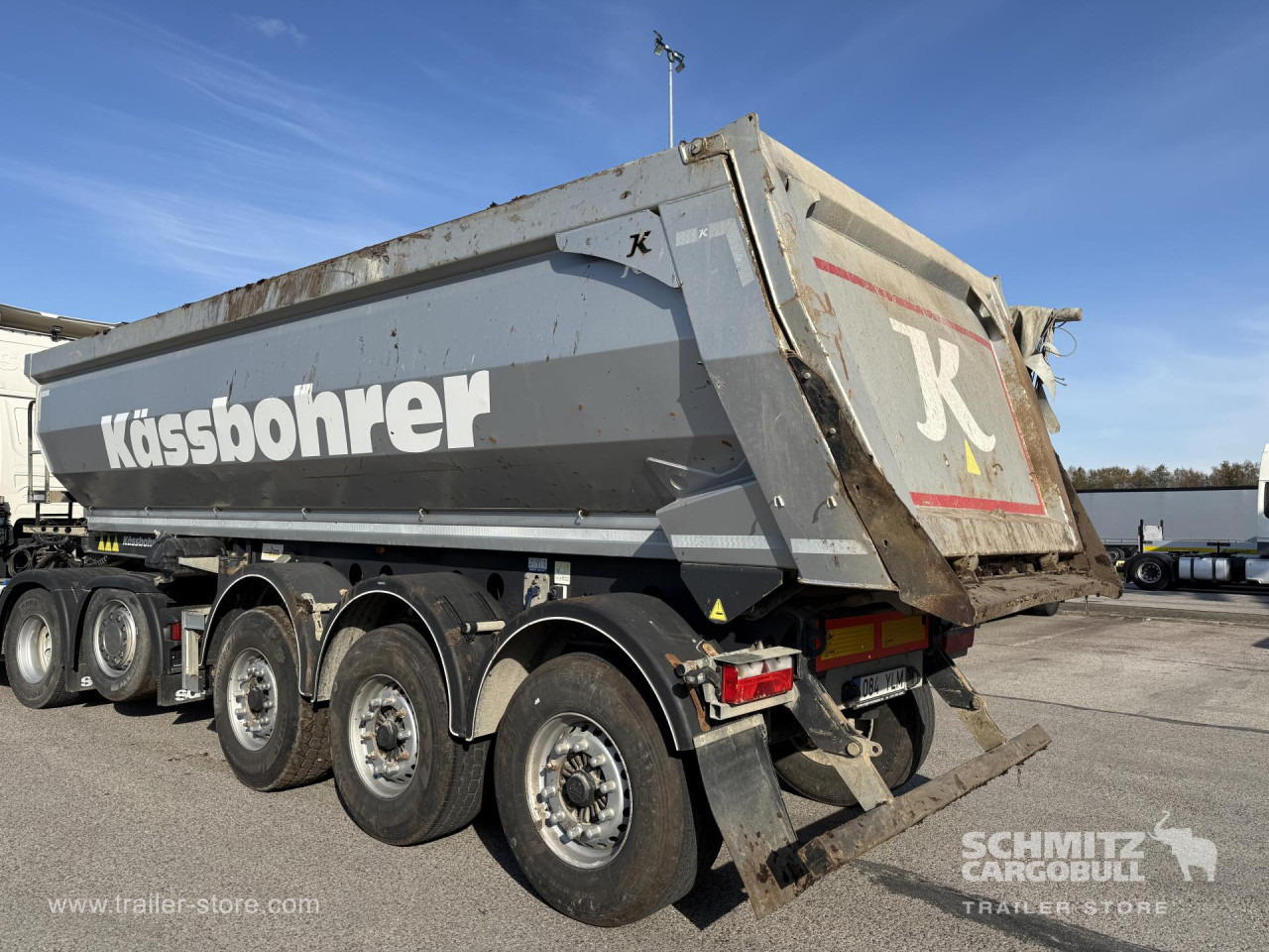 KAESSBOHRER Tipper steel half pipe body 27m³ - Tippbil semitrailer: bild 1 KAESSBOHRER Tipper steel half pipe body 27m³ - Tippbil semitrailer: bild 1