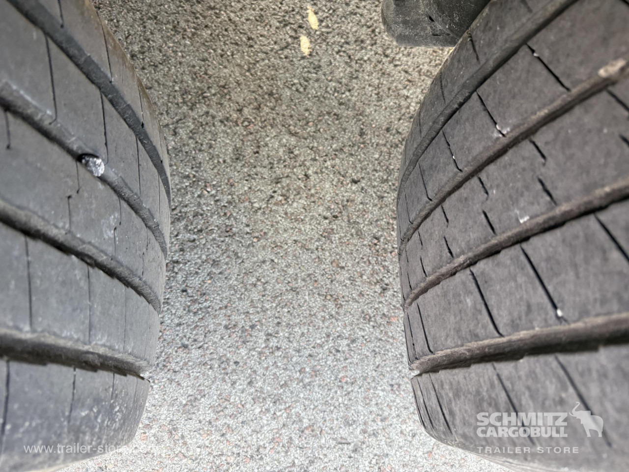 SCHMITZ Reefer Standard Double deck - Isotermiska semitrailer: bild 5 SCHMITZ Reefer Standard Double deck - Isotermiska semitrailer: bild 5