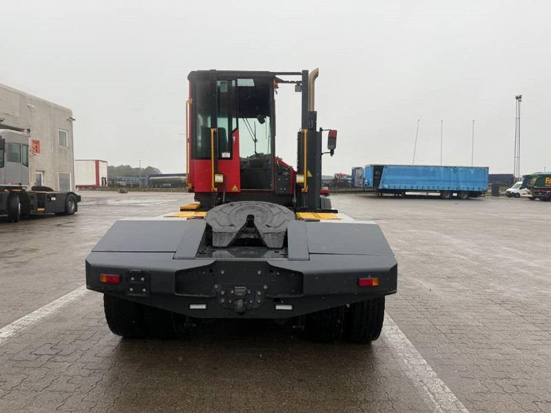Kalmar Terminal tractor / Terminal-Zugmaschine / - Dragbil: bild 4 Kalmar Terminal tractor / Terminal-Zugmaschine / - Dragbil: bild 4