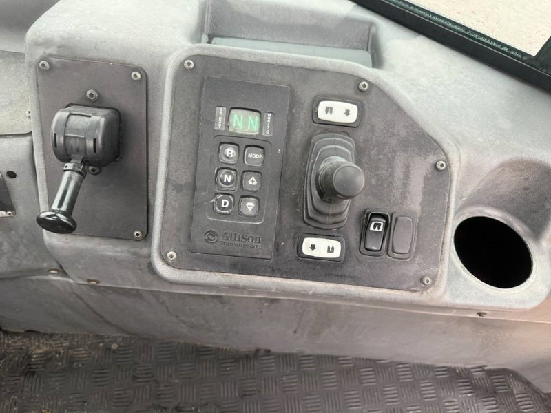 Dragbil Kalmar Terminal tractor / Terminal-Zugmaschine /: bild 10 Dragbil Kalmar Terminal tractor / Terminal-Zugmaschine /: bild 10