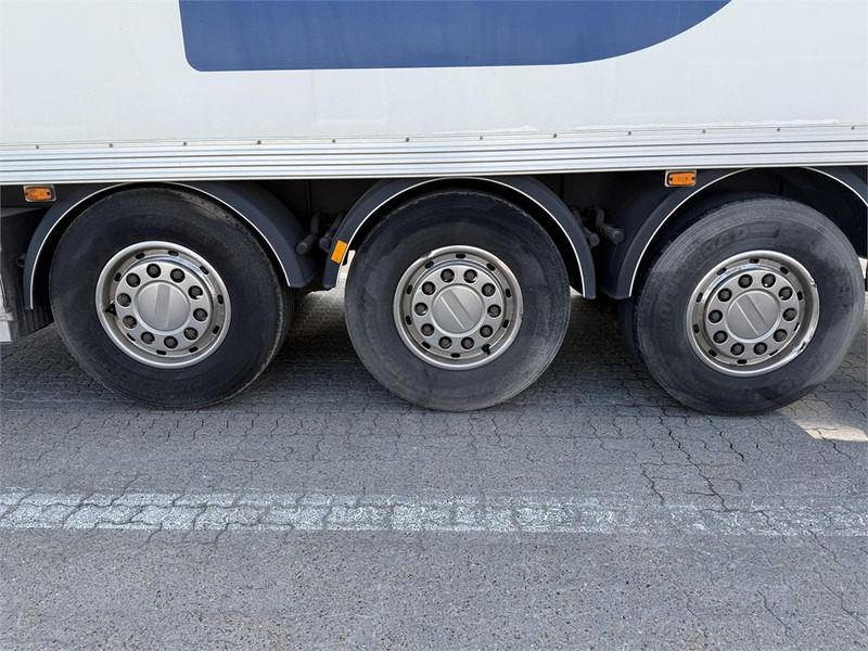 Ekeri 33 pl. - Skåp semitrailer: bild 5 Ekeri 33 pl. - Skåp semitrailer: bild 5