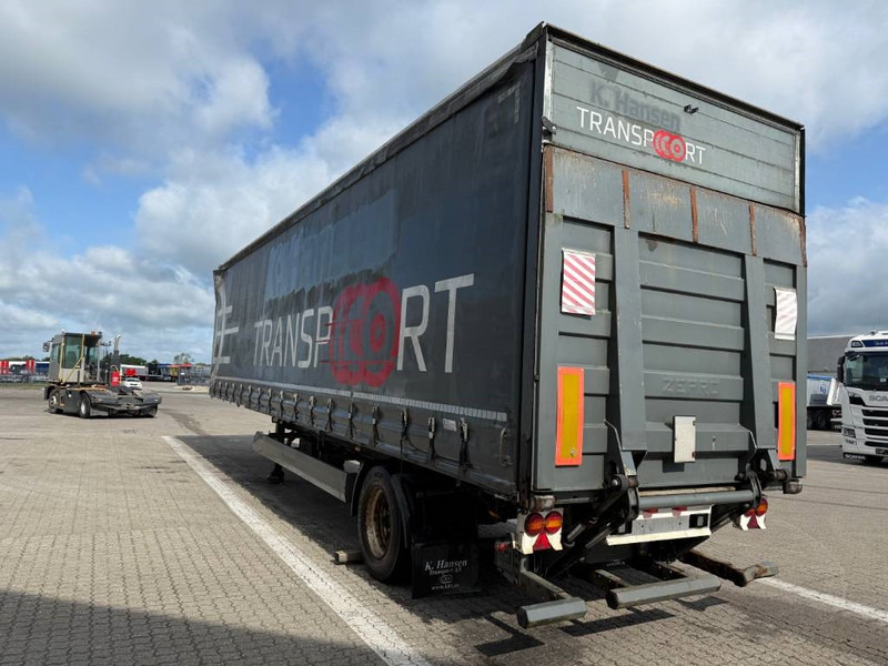 Krone Curtainsider / Planenauflieger / Gardin - Kapelltrailer: bild 5 Krone Curtainsider / Planenauflieger / Gardin - Kapelltrailer: bild 5