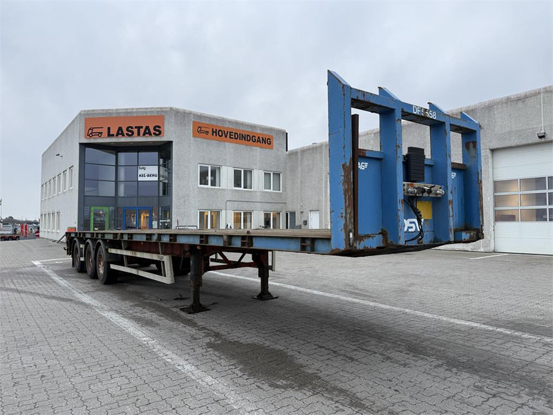 L A G 13.5 m - Flaktrailer: bild 2 L A G 13.5 m - Flaktrailer: bild 2