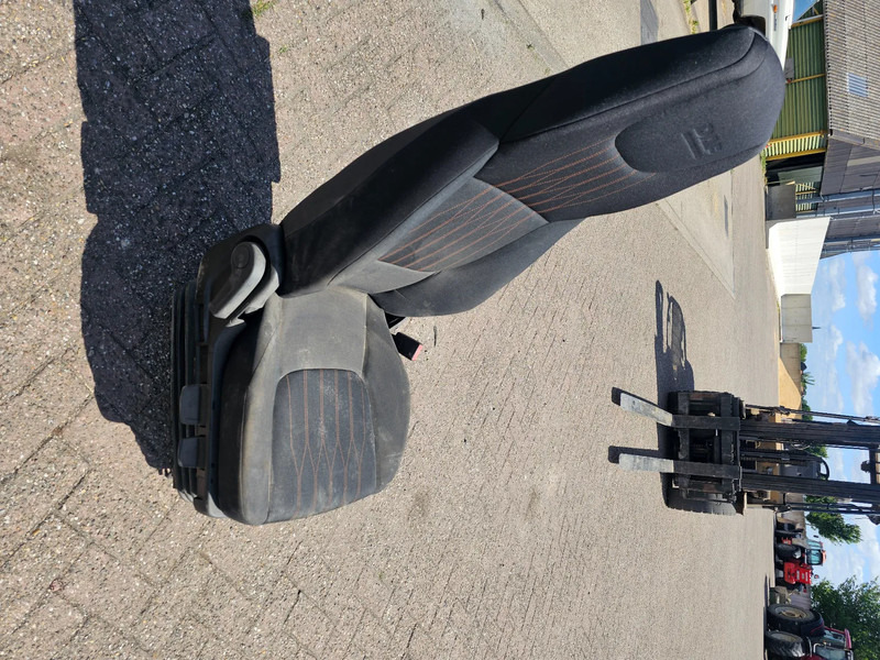 DAF LF 2020 - Bijrijderstoel - Säte för Lastbil: bild 4 DAF LF 2020 - Bijrijderstoel - Säte för Lastbil: bild 4