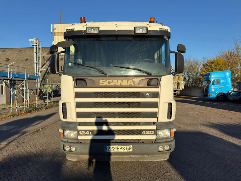 Scania 124L 420 A242X35CB - Dragbil: bild 2 Scania 124L 420 A242X35CB - Dragbil: bild 2