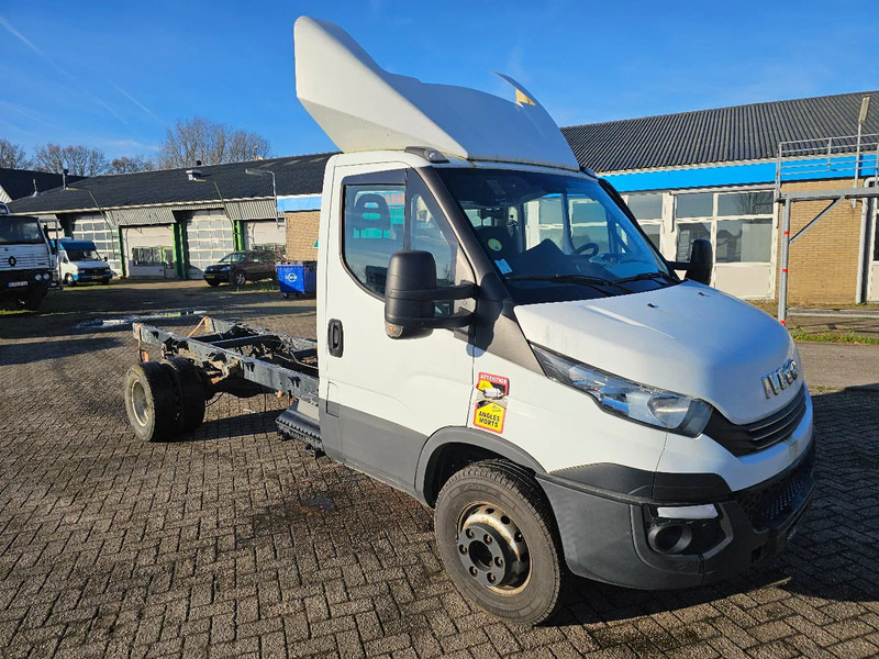 Iveco Daily IS70C12BA - Chassi lastbil: bild 3 Iveco Daily IS70C12BA - Chassi lastbil: bild 3