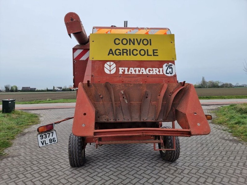 Skördetröska Laverda 3500: bild 6 Skördetröska Laverda 3500: bild 6