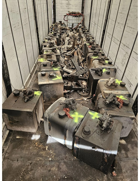 Onbekend 30x Complete PTO system - Hydraulik för Lastbil: bild 1 Onbekend 30x Complete PTO system - Hydraulik för Lastbil: bild 1