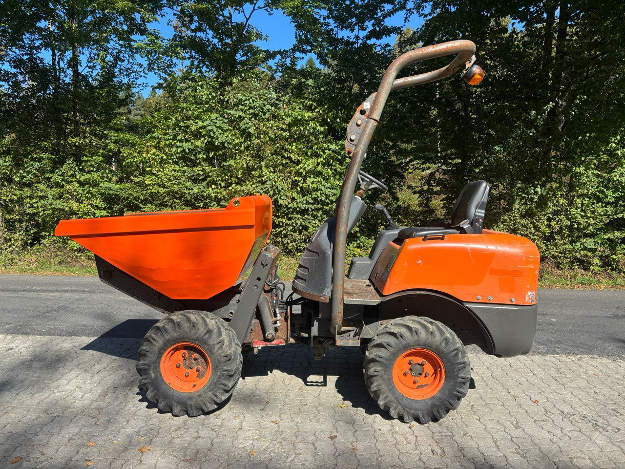 AUSA D100 AHA - Ramstyrd dumper: bild 1 AUSA D100 AHA - Ramstyrd dumper: bild 1
