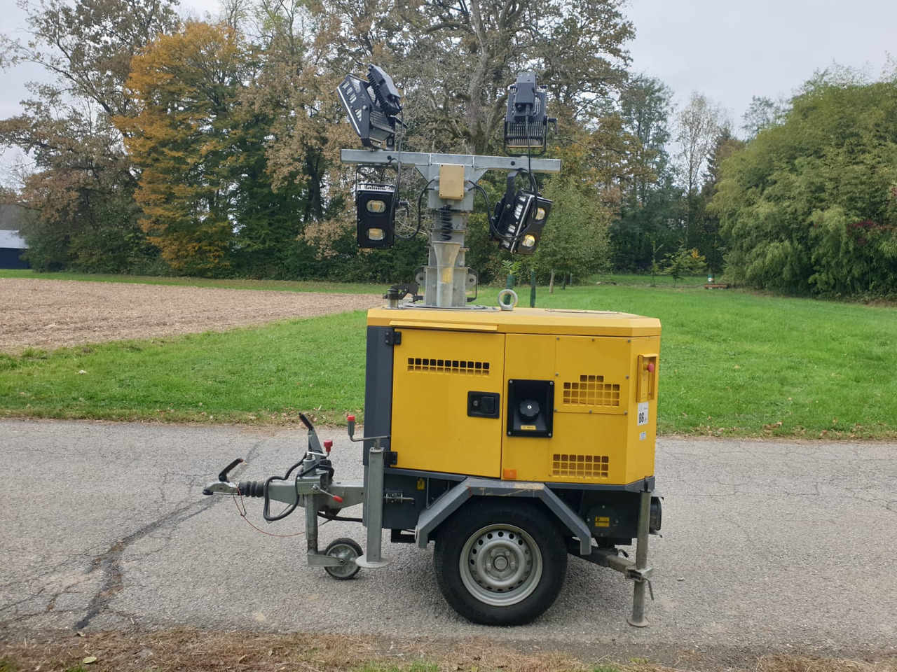 Atlas Copco HiLight 5+ - Belysningsmast: bild 1 Atlas Copco HiLight 5+ - Belysningsmast: bild 1