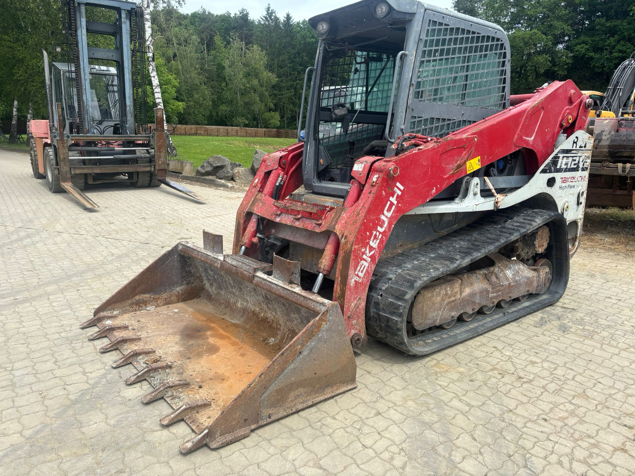 Takeuchi TL 12 V-2 - Engine defektive - Kompaktlastare/ Slirstyrda lastare: bild 3 Takeuchi TL 12 V-2 - Engine defektive - Kompaktlastare/ Slirstyrda lastare: bild 3