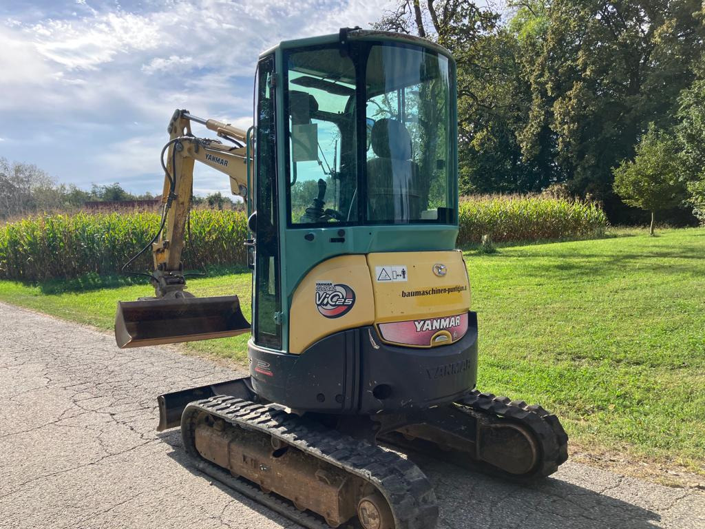 YANMAR VIO 25-4 - Minigrävmaskin: bild 4 YANMAR VIO 25-4 - Minigrävmaskin: bild 4