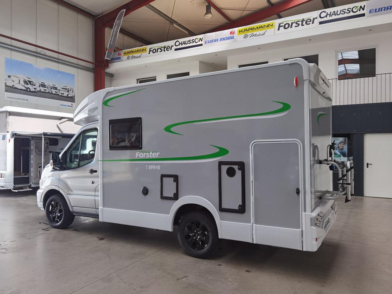 Halvintegrerad husbil Forster T 599 HBN COUPÈ /-2025-/165PS / SILVER - EDITION: bild 5 Halvintegrerad husbil Forster T 599 HBN COUPÈ /-2025-/165PS / SILVER - EDITION: bild 5