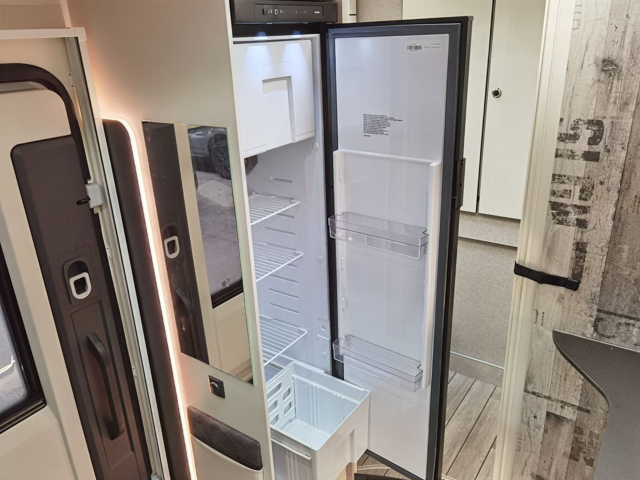 Halvintegrerad husbil Forster T 639 LF /-MODELL 2026- / XXL- HUBBETT & RAUMBAD: bild 19 Halvintegrerad husbil Forster T 639 LF /-MODELL 2026- / XXL- HUBBETT & RAUMBAD: bild 19