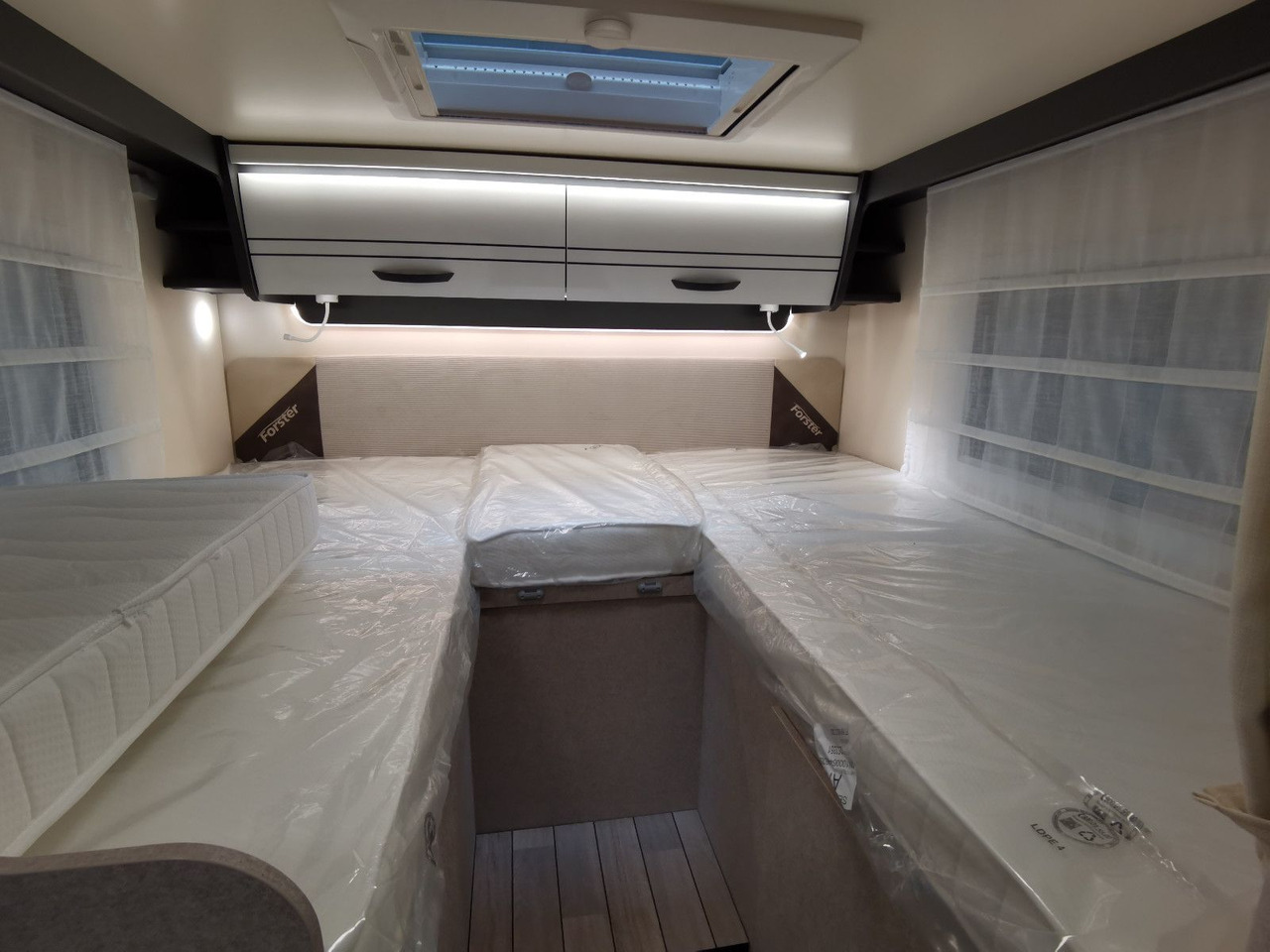 Halvintegrerad husbil Forster T 699 EB /-2025-/ 140PS/ EINZELBETTEN & HUBBETT: bild 20