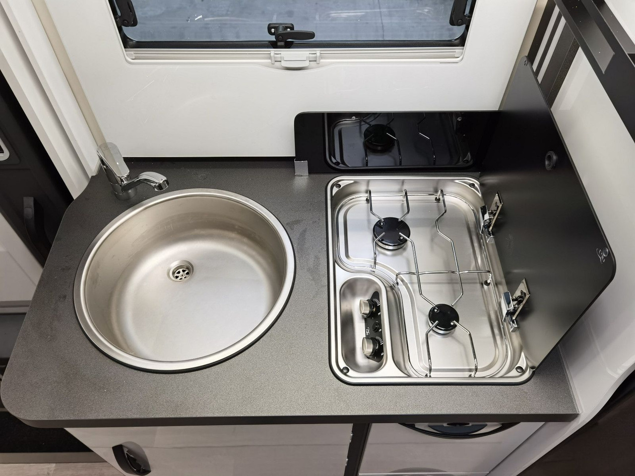 Halvintegrerad husbil Forster T 699 EB /-2025-/ 140PS/ EINZELBETTEN & HUBBETT: bild 18