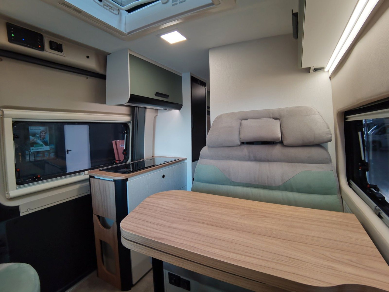 Campingbil Karmann DAVIS 620 TRENDSTYLE / - 2026 -/ 140PS-AUTOMATIK: bild 12 Campingbil Karmann DAVIS 620 TRENDSTYLE / - 2026 -/ 140PS-AUTOMATIK: bild 12
