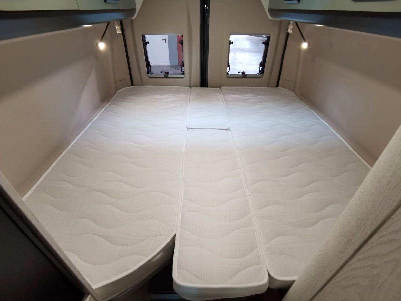 Campingbil Karmann DAVIS 620 TRENDSTYLE / - 2026 -/ 140PS-AUTOMATIK: bild 15 Campingbil Karmann DAVIS 620 TRENDSTYLE / - 2026 -/ 140PS-AUTOMATIK: bild 15