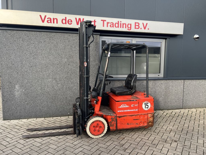 Linde e14 Heftruck Linde E14 Triplo 550 Freelift/Sideshift elektrisch - Eltruck: bild 2 Linde e14 Heftruck Linde E14 Triplo 550 Freelift/Sideshift elektrisch - Eltruck: bild 2