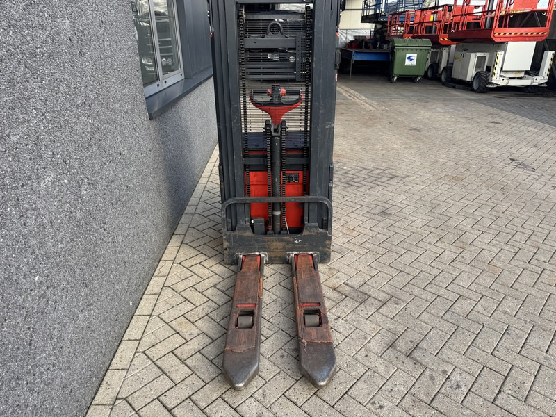 Onbekend - Staplare: bild 4 Onbekend - Staplare: bild 4