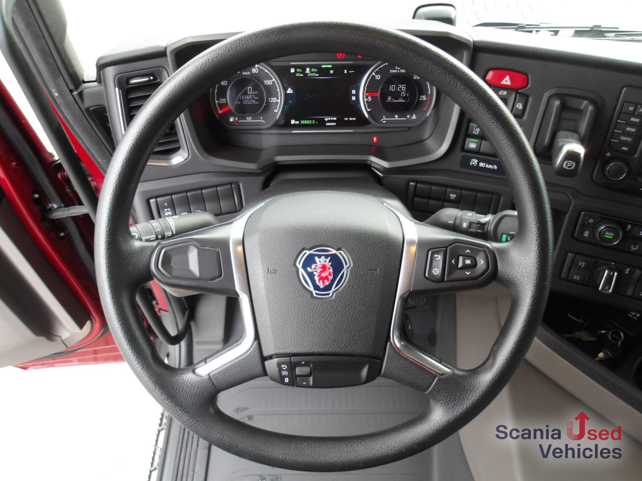 SCANIA G 360 B6x2*4NB / Koffer / Lbw. - Lastbil med skåp: bild 2 SCANIA G 360 B6x2*4NB / Koffer / Lbw. - Lastbil med skåp: bild 2