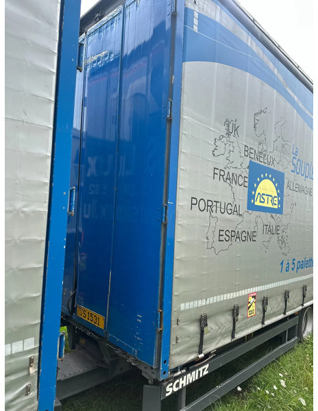 DAF XF 440 DAF XF 440 6x2 / SUPERSPACECAB / KOMBI MIT ANHANGER SCHMITZ 2016 / DURCHLADEN / 2 STUCK - Kapellbil: bild 3 DAF XF 440 DAF XF 440 6x2 / SUPERSPACECAB / KOMBI MIT ANHANGER SCHMITZ 2016 / DURCHLADEN / 2 STUCK - Kapellbil: bild 3