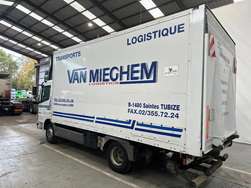 Mercedes-Benz Atego 918 - Lastbil med skåp: bild 4 Mercedes-Benz Atego 918 - Lastbil med skåp: bild 4