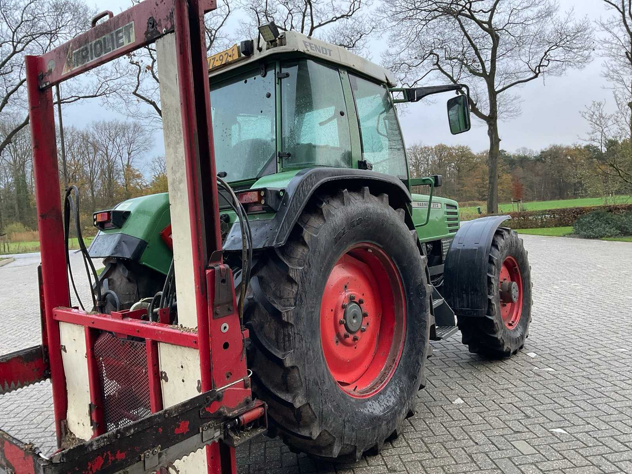 1994 FENDT FARMER 312 TURBOMATIK ALL-WHEEL DRIVE FARM TRACTOR - Traktor: bild 4 1994 FENDT FARMER 312 TURBOMATIK ALL-WHEEL DRIVE FARM TRACTOR - Traktor: bild 4