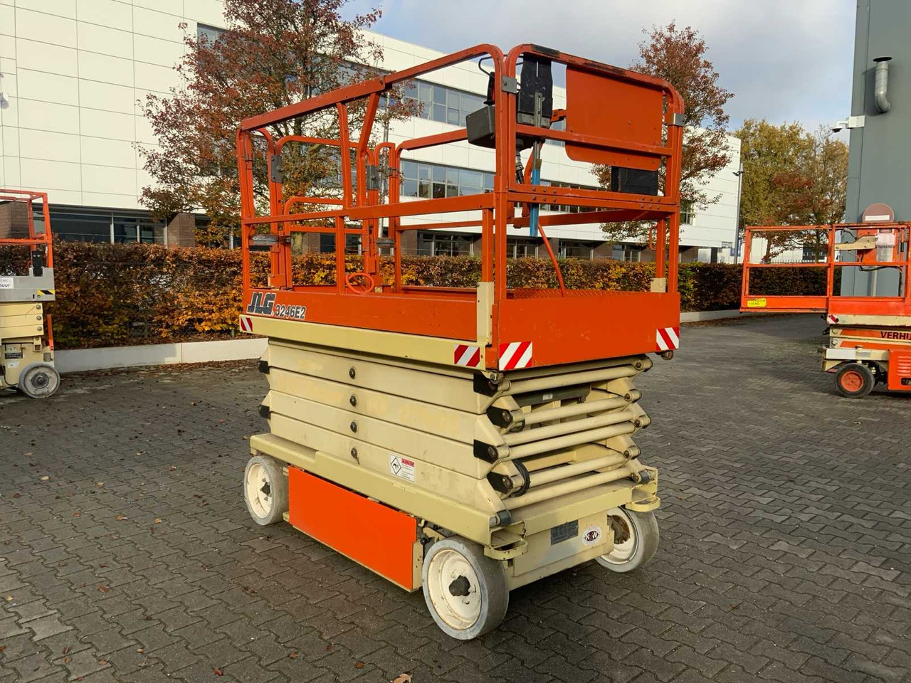 2001 JLG 3246-E2 SCISSOR LIFT - Lift: bild 2 2001 JLG 3246-E2 SCISSOR LIFT - Lift: bild 2