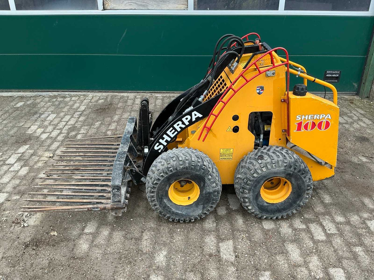 2003 SHERPA 100 SKID STEER LOADER - Kompakt bandlastare: bild 3 2003 SHERPA 100 SKID STEER LOADER - Kompakt bandlastare: bild 3