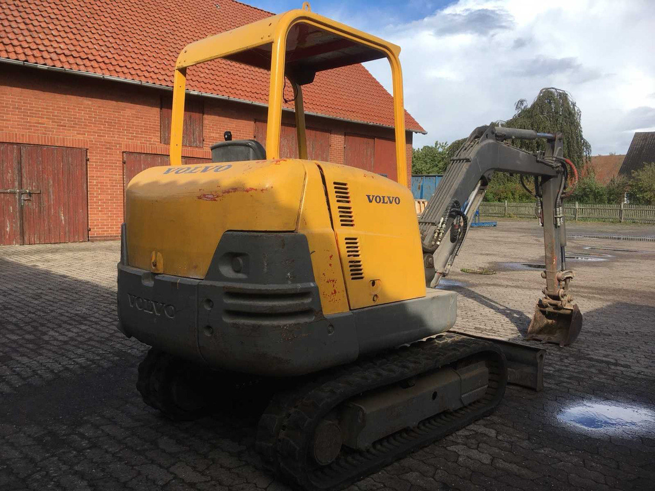 2004 VOLVO EC27C CRAWLER EXCAVATOR - Grävmaskin: bild 2 2004 VOLVO EC27C CRAWLER EXCAVATOR - Grävmaskin: bild 2